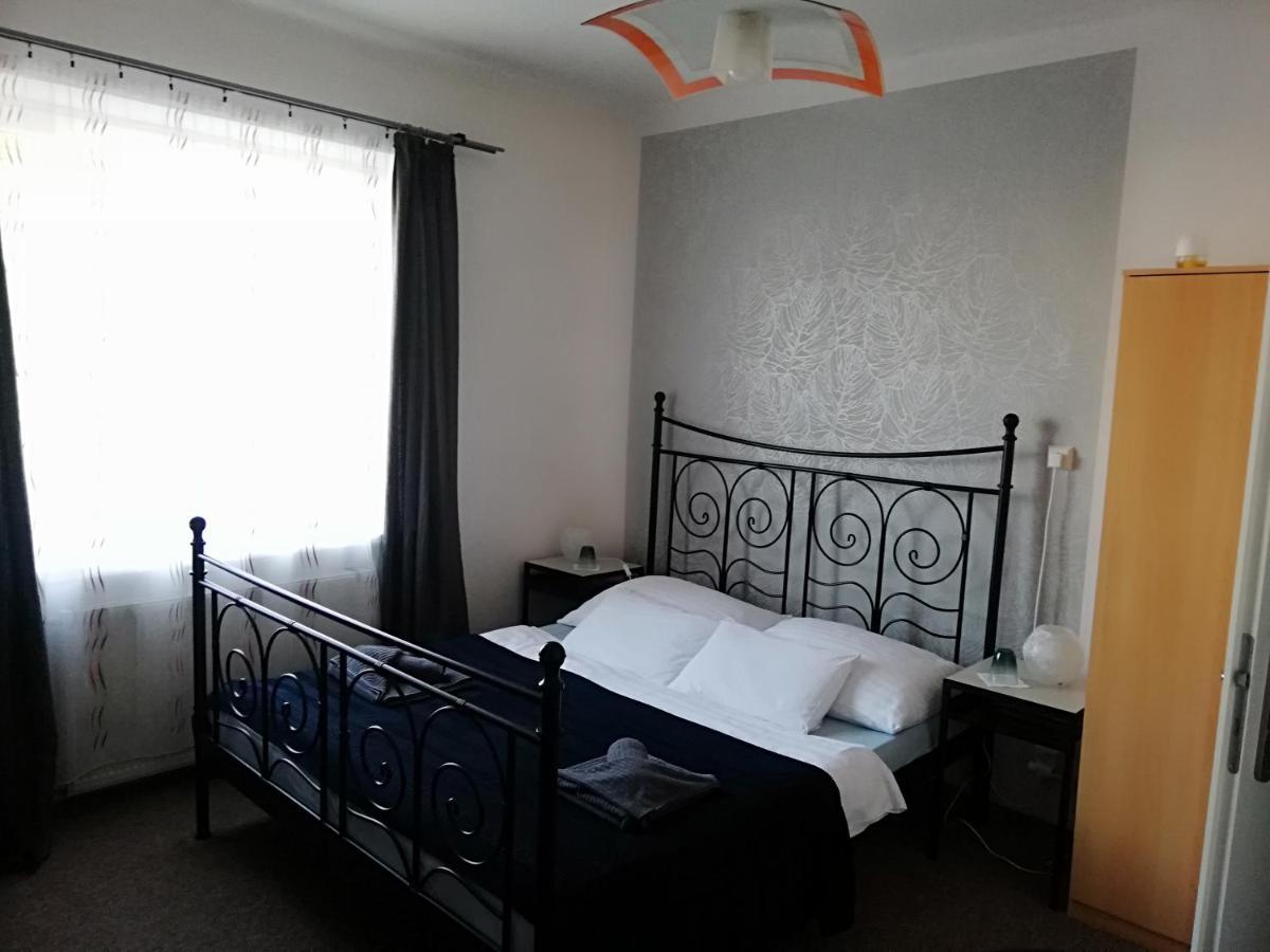 Orbis Hotel Prague Ngoại thất bức ảnh